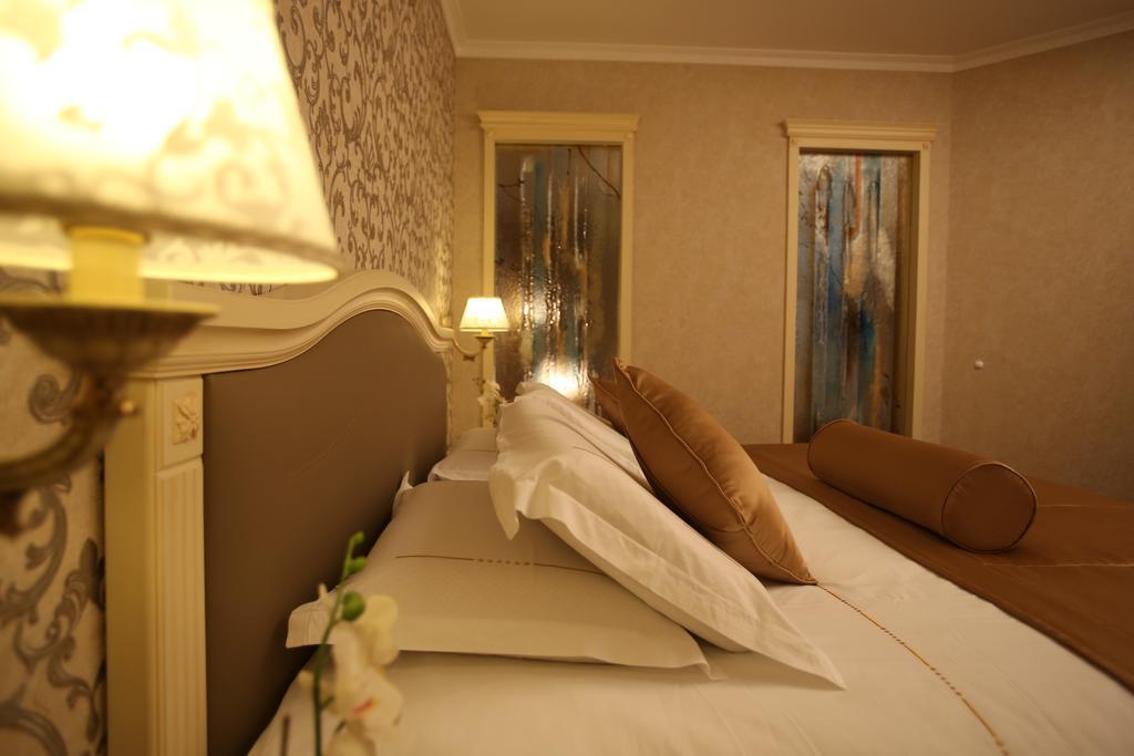 Superior Double Room with Balcony,119295282:JPEG